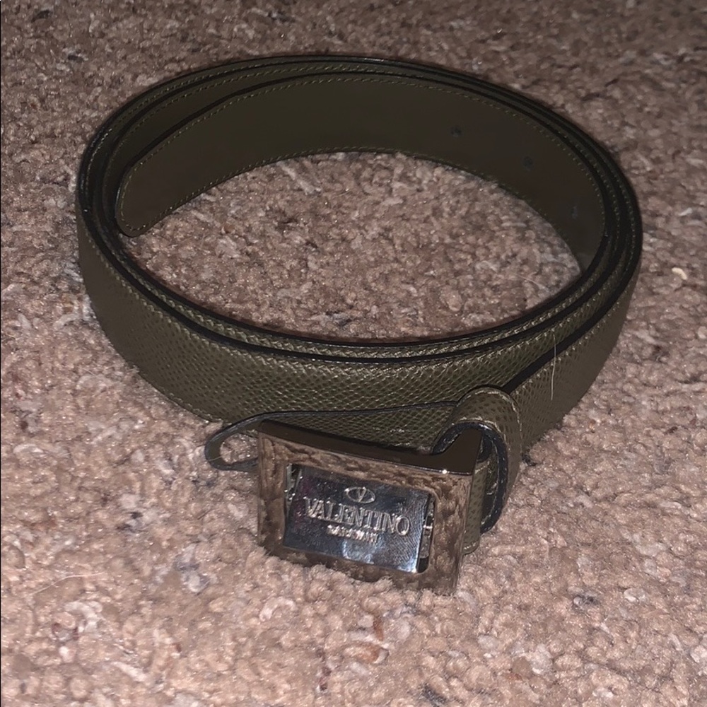 Valentino Garavani belt
